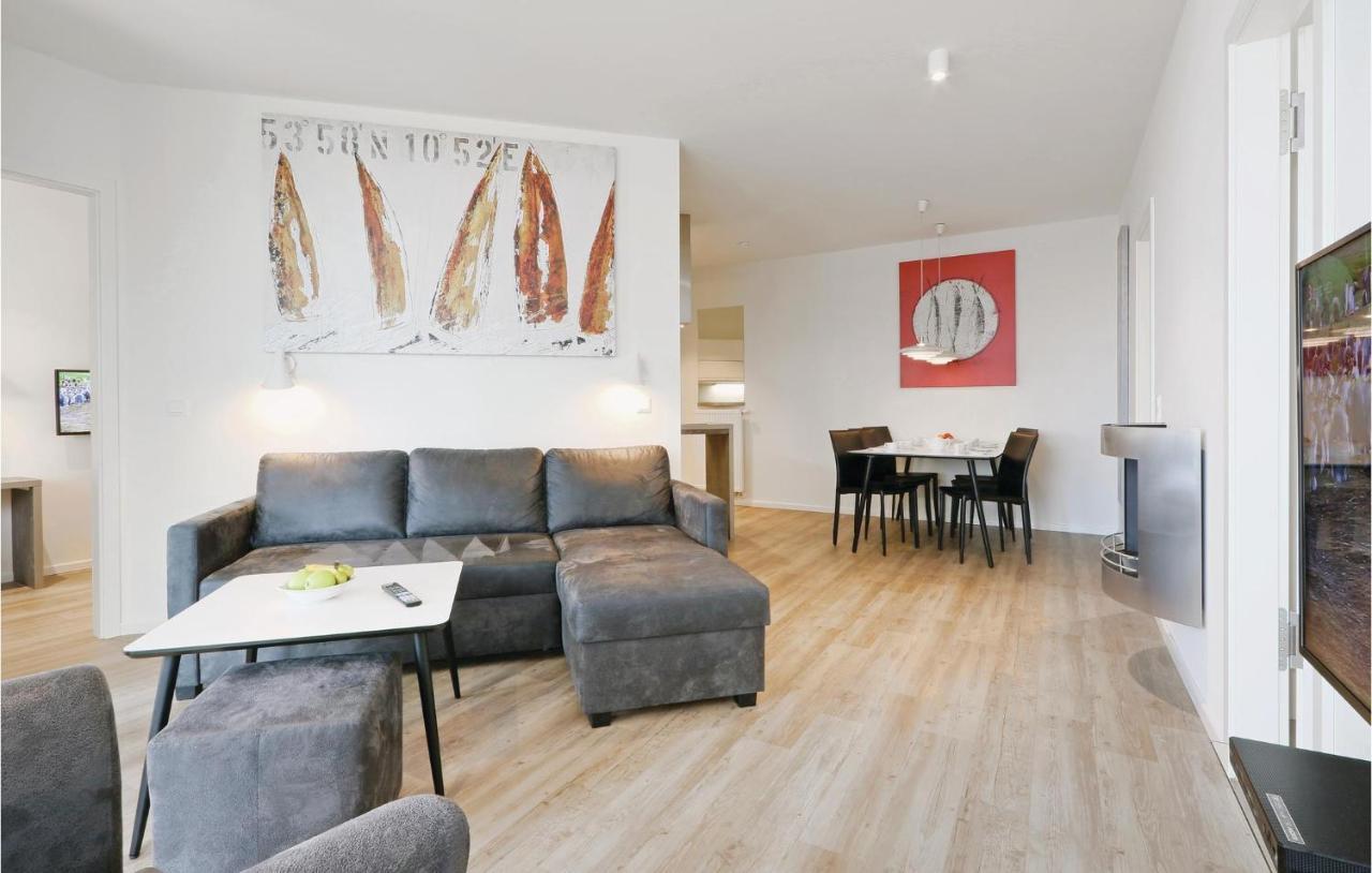 Nice Apartment In Luebeck Travemuende With Kitchen ภายนอก รูปภาพ